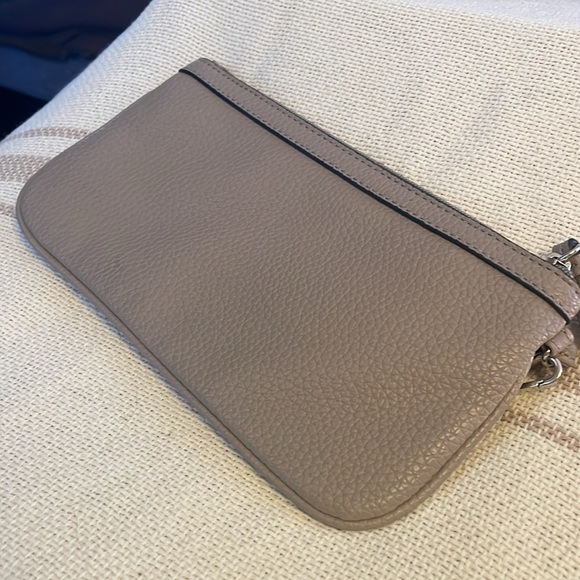 Nine West Grey Wristlet - Picture 2 of 11